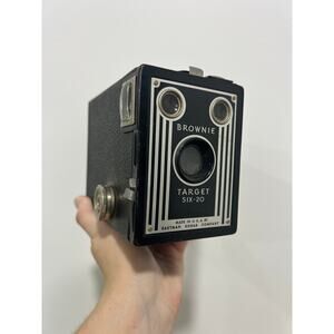 Kodak Brownie Target Six-20 Art Deco Box Camera - No Knowledge